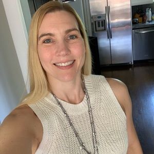 Meet your Posher, Jenni